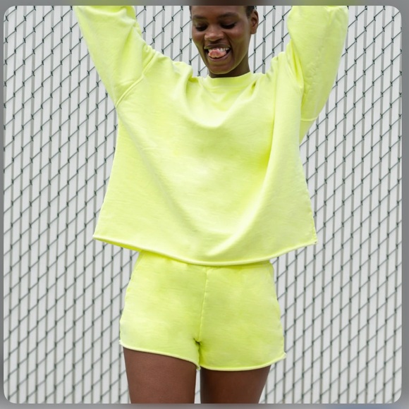Left On Friday Pants - Left On Friday Sports & Rec short Limoncello size M NWT
